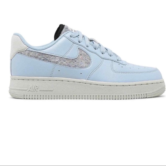 Nike Air Force 1 07 SE Special Edition Low Recycled Wool Women's, SIZE 8 1/2 - Picture 1 of 9